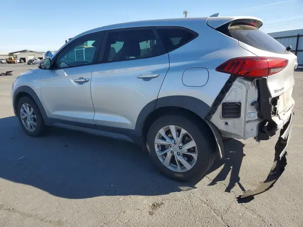 KM8J23A49KU971555 2019 HYUNDAI TUCSON - Image 2