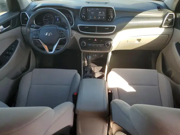 KM8J23A49KU971555 2019 HYUNDAI TUCSON - Image 8