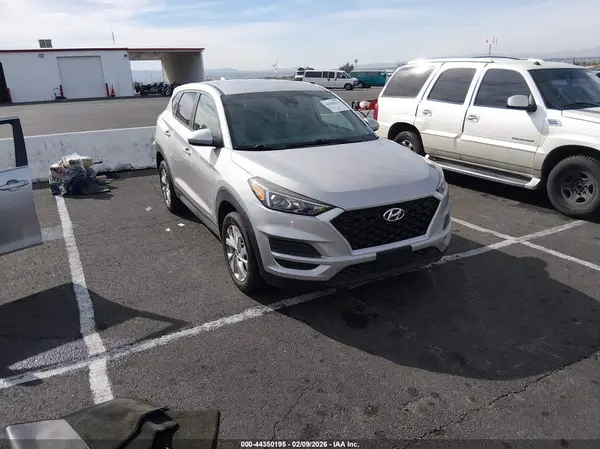KM8J23A49LU140381 2020 HYUNDAI TUCSON - Image 1