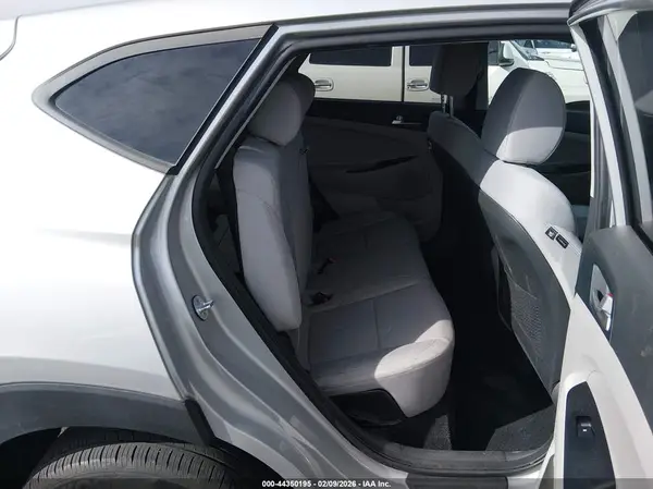 KM8J23A49LU140381 2020 HYUNDAI TUCSON - Image 8