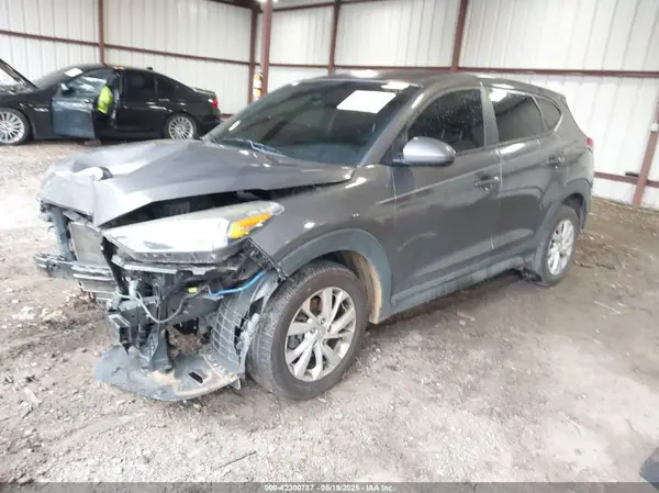 KM8J23A49LU144172 2020 HYUNDAI TUCSON - Image 2