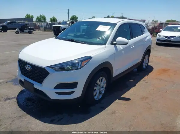 KM8J23A49LU182971 2020 HYUNDAI TUCSON - Image 2