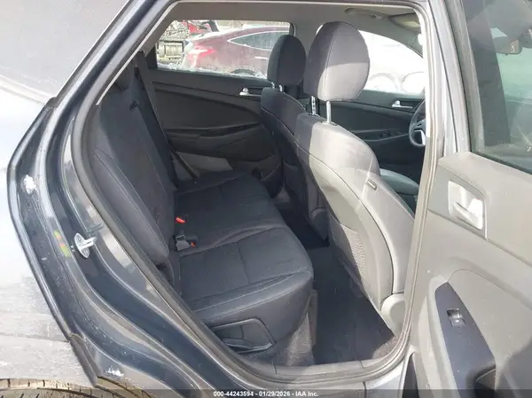 KM8J23A49LU229304 2020 HYUNDAI TUCSON - Image 8