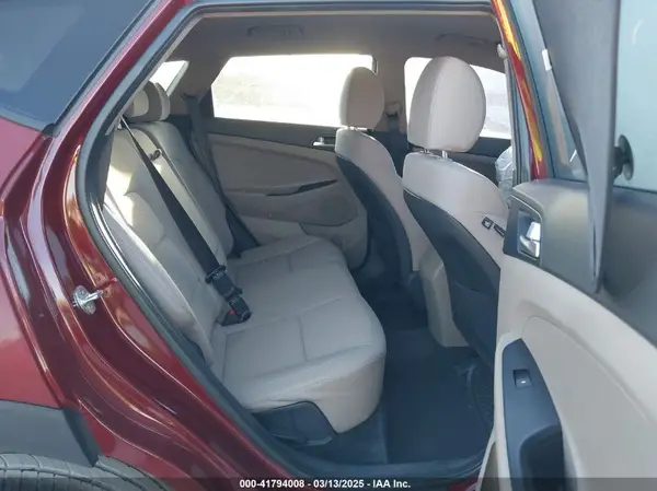 KM8J23A49LU243641 2020 HYUNDAI TUCSON - Image 8