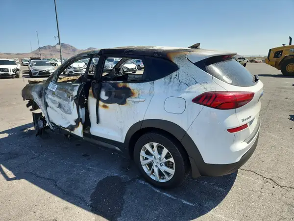 KM8J23A49MU327198 2021 HYUNDAI TUCSON - Image 2