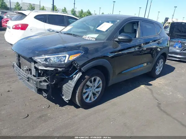 KM8J23A49MU383786 2021 HYUNDAI TUCSON - Image 2