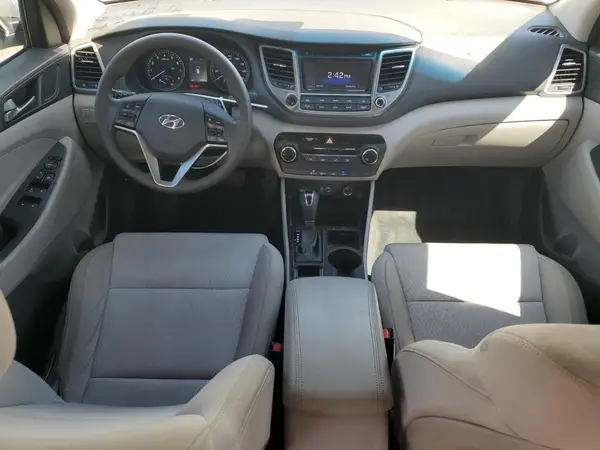KM8J23A4XGU074672 2016 HYUNDAI TUCSON - Image 8