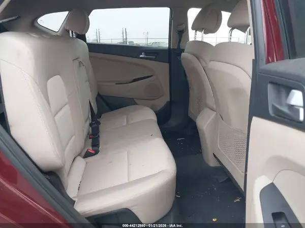 KM8J23A4XGU104480 2016 HYUNDAI TUCSON - Image 8