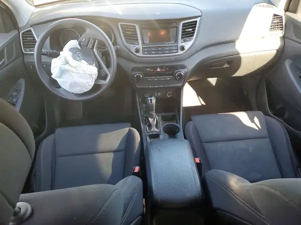 KM8J23A4XGU125202 2016 HYUNDAI TUCSON - Image 8