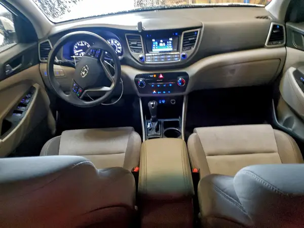 KM8J23A4XGU125314 2016 HYUNDAI TUCSON - Image 8