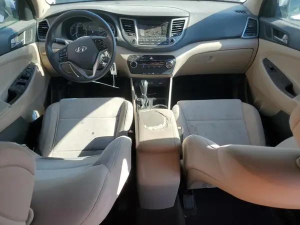 KM8J23A4XGU165182 2016 HYUNDAI TUCSON - Image 8