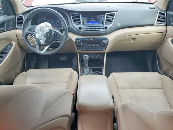KM8J23A4XGU208127 2016 HYUNDAI TUCSON - Image 8
