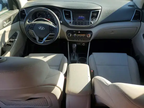 KM8J23A4XGU209746 2016 HYUNDAI TUCSON - Image 8
