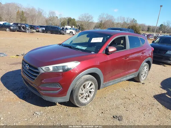 KM8J23A4XGU227227 2016 HYUNDAI TUCSON - Image 2