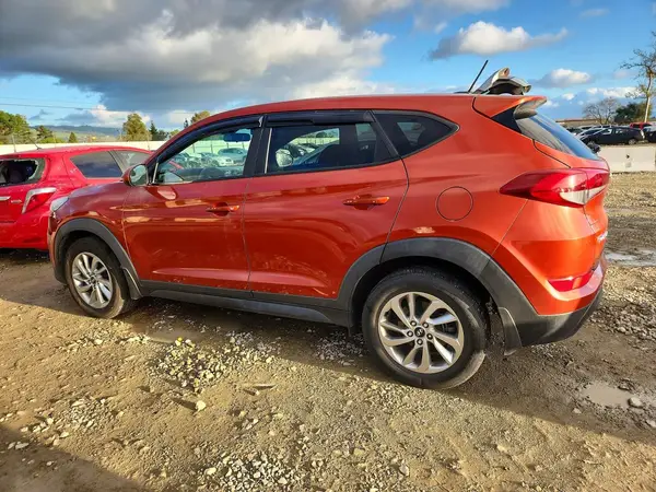 KM8J23A4XGU229317 2016 HYUNDAI TUCSON - Image 2