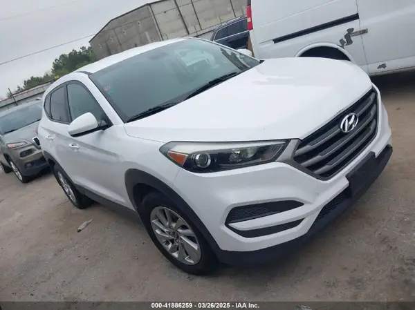 KM8J23A4XGU238521 2016 HYUNDAI TUCSON - Image 1