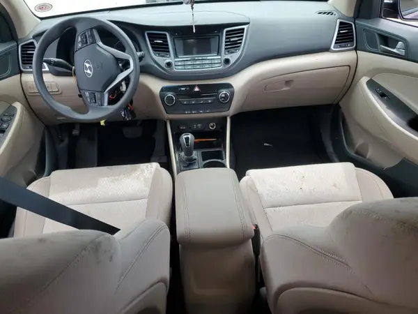 KM8J23A4XHU291110 2017 HYUNDAI TUCSON - Image 8