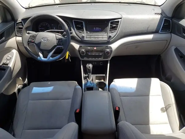 KM8J23A4XHU378411 2017 HYUNDAI TUCSON - Image 8