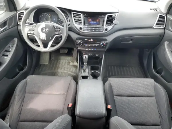 KM8J23A4XHU393961 2017 HYUNDAI TUCSON - Image 8