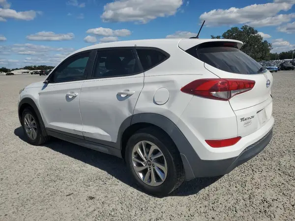 KM8J23A4XHU402674 2017 HYUNDAI TUCSON - Image 2