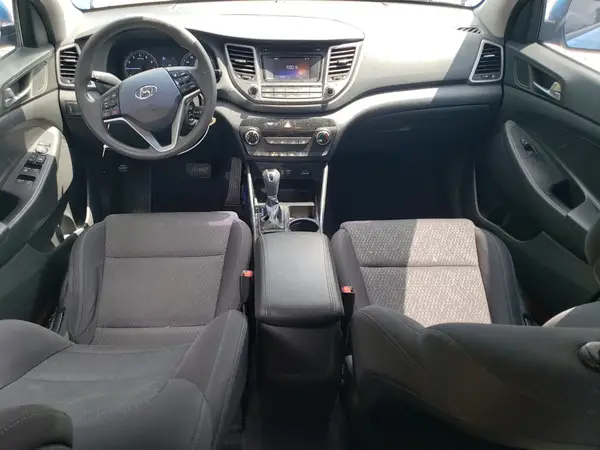 KM8J23A4XHU419703 2017 HYUNDAI TUCSON - Image 8