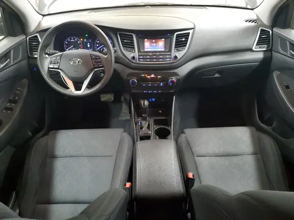 KM8J23A4XHU441846 2017 HYUNDAI TUCSON - Image 8