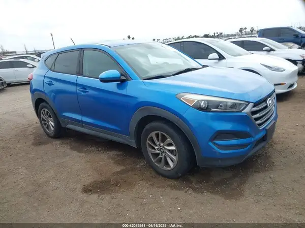 KM8J23A4XHU481618 2017 HYUNDAI TUCSON - Image 1