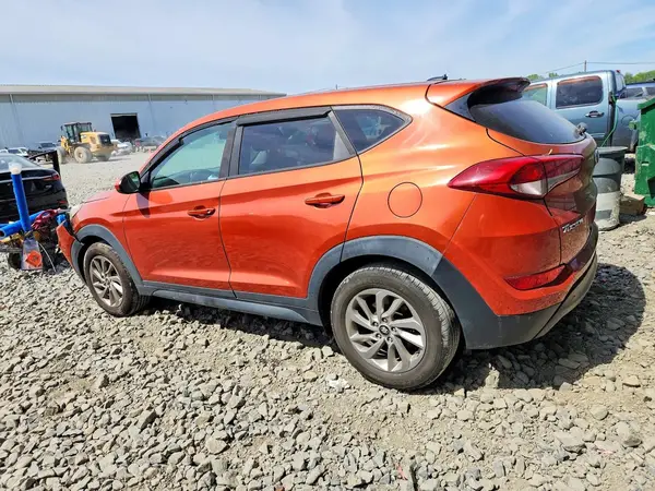 KM8J23A4XHU538240 2017 HYUNDAI TUCSON - Image 2