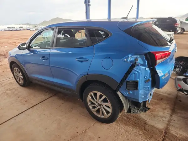 KM8J23A4XHU550999 2017 HYUNDAI TUCSON - Image 2