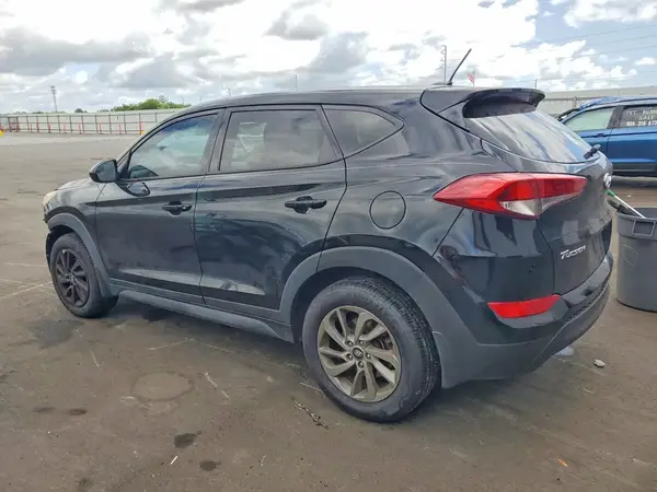 KM8J23A4XHU555734 2017 HYUNDAI TUCSON - Image 2