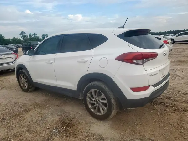KM8J23A4XHU569326 2017 HYUNDAI TUCSON - Image 2