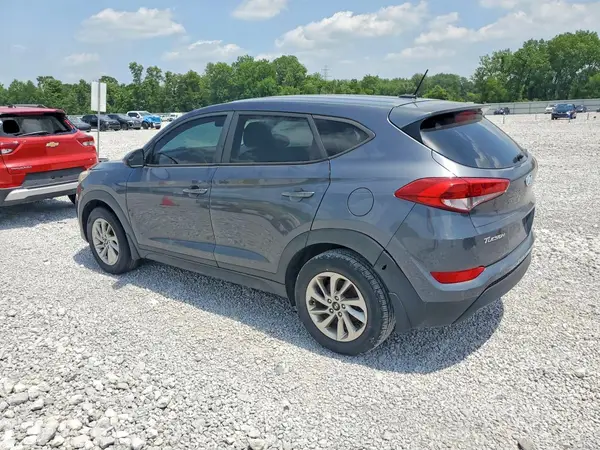 KM8J23A4XHU576373 2017 HYUNDAI TUCSON - Image 2