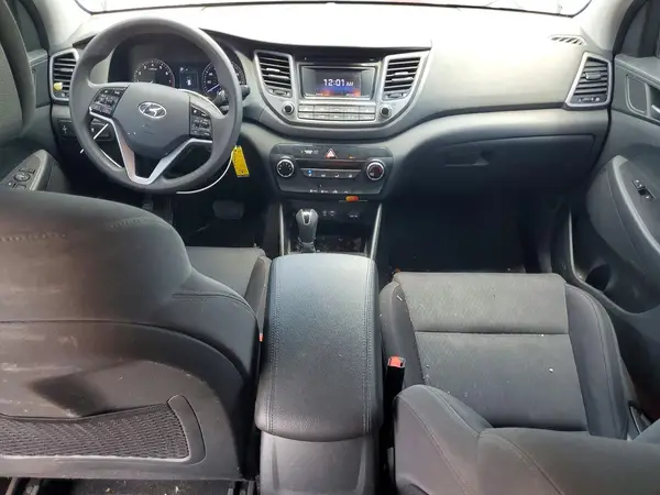 KM8J23A4XHU576373 2017 HYUNDAI TUCSON - Image 8