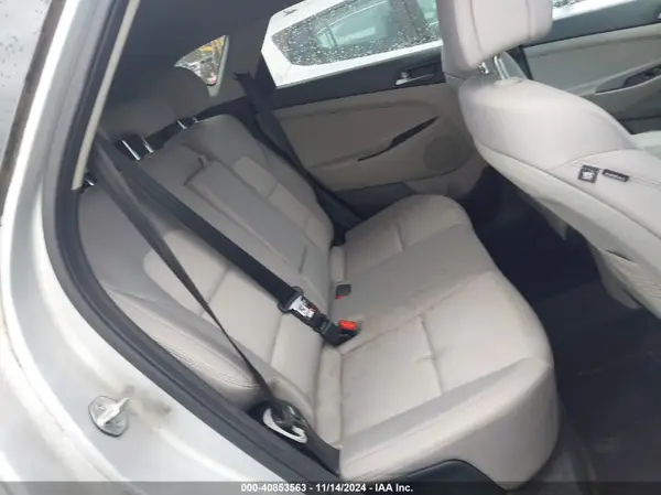 KM8J23A4XJU690847 2018 HYUNDAI TUCSON - Image 8
