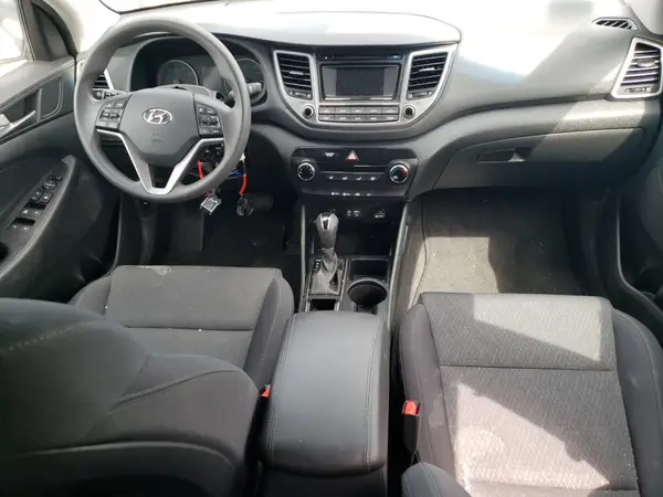 KM8J23A4XJU690895 2018 HYUNDAI TUCSON - Image 8