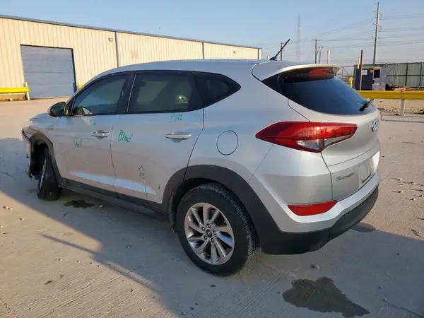 KM8J23A4XJU706271 2018 HYUNDAI TUCSON - Image 2