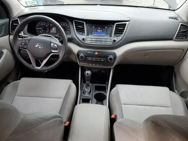 KM8J23A4XJU706285 2018 HYUNDAI TUCSON - Image 8