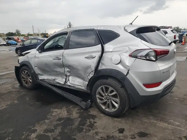 KM8J23A4XJU736404 2018 HYUNDAI TUCSON - Image 2