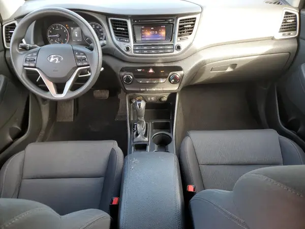 KM8J23A4XJU764834 2018 HYUNDAI TUCSON - Image 8