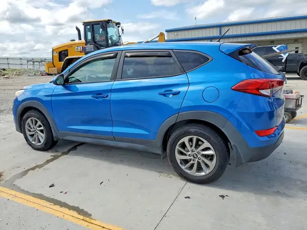 KM8J23A4XJU785375 2018 HYUNDAI TUCSON - Image 2