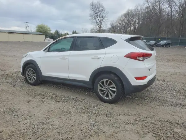 KM8J23A4XJU795971 2018 HYUNDAI TUCSON - Image 2