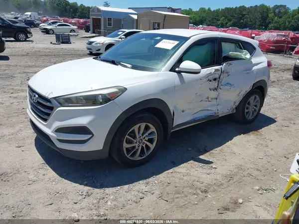 KM8J23A4XJU814308 2018 HYUNDAI TUCSON - Image 2