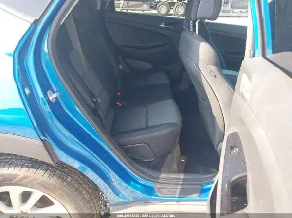KM8J23A4XJU830931 2018 HYUNDAI TUCSON - Image 8