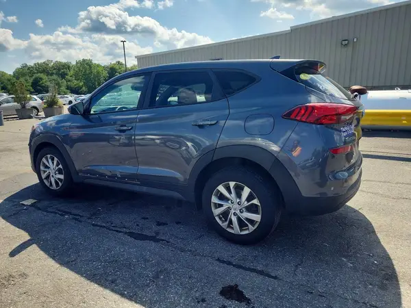 KM8J23A4XKU018692 2019 HYUNDAI TUCSON - Image 2