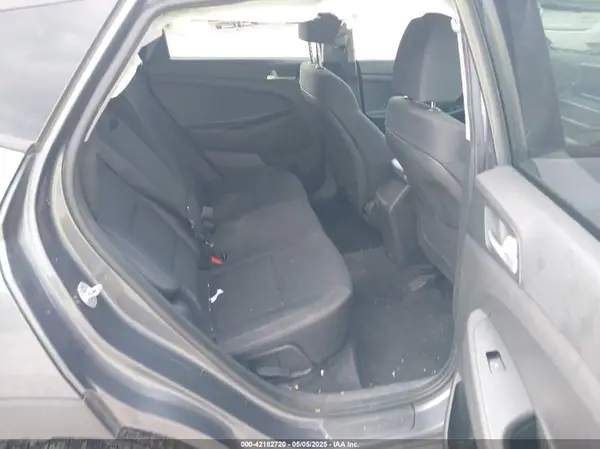 KM8J23A4XKU059307 2019 HYUNDAI TUCSON - Image 8