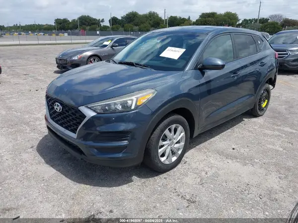 KM8J23A4XKU881881 2019 HYUNDAI TUCSON - Image 2