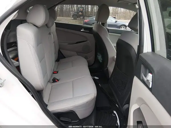 KM8J23A4XKU885851 2019 HYUNDAI TUCSON - Image 8
