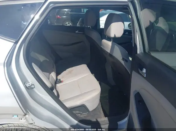 KM8J23A4XKU892315 2019 HYUNDAI TUCSON - Image 8