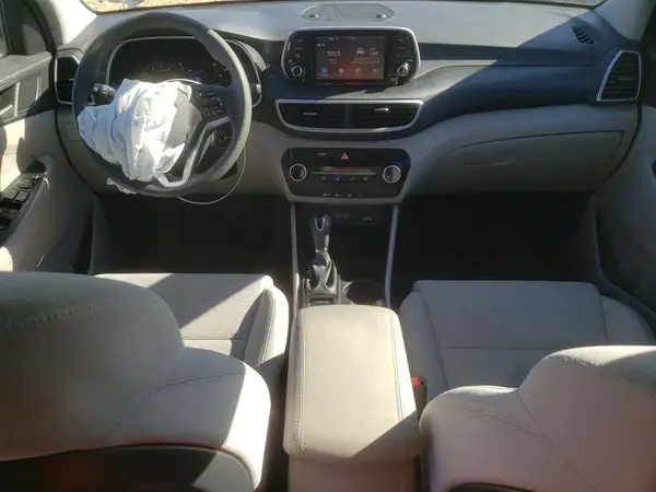KM8J23A4XKU900848 2019 HYUNDAI TUCSON - Image 8
