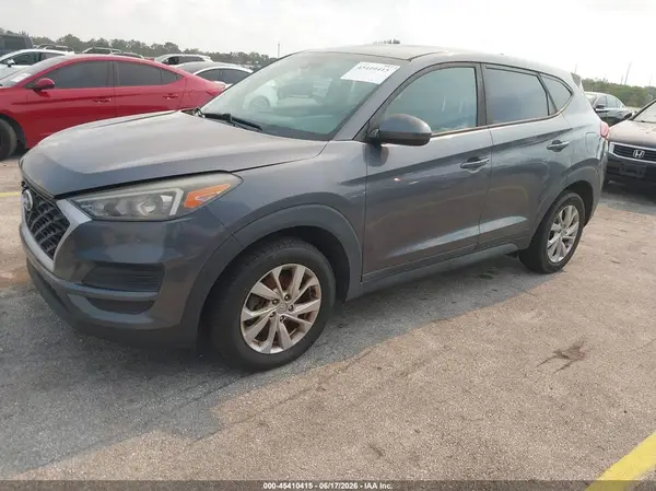 KM8J23A4XKU923725 2019 HYUNDAI TUCSON - Image 2
